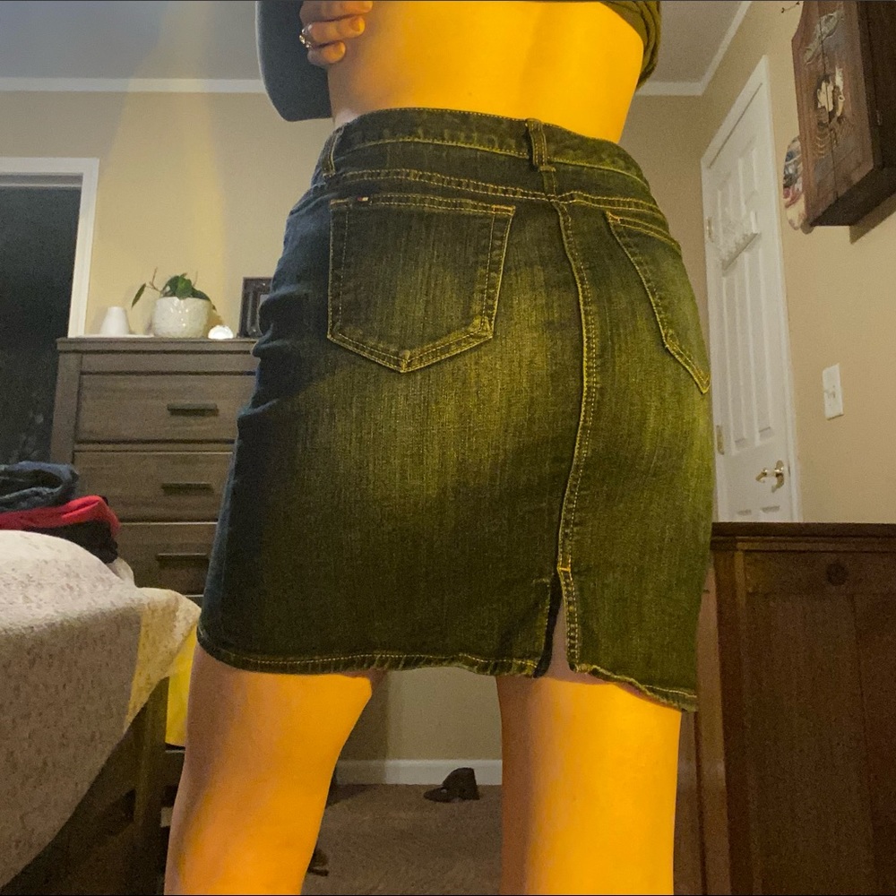 Tommy Hilfiger denim mini skirt